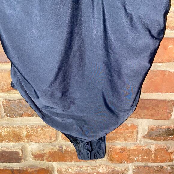 NWT Suuksess Black Floral Mesh V-neck One-Piece Swim Bathing Suit Women's XXL - Picture 6 of 9